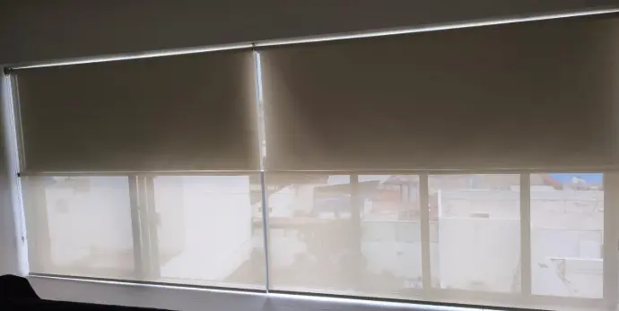 Enrollable día y noche